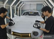 Melihat produksi replika mobil klasik seharga miliaran rupiah di Bali