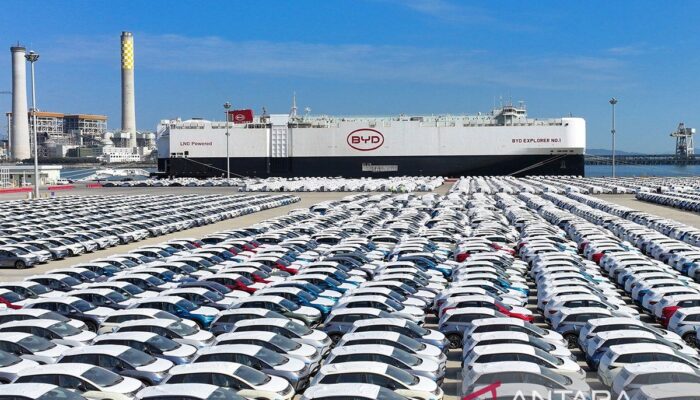 Ekspor mobil China ke Rusia turun drastis