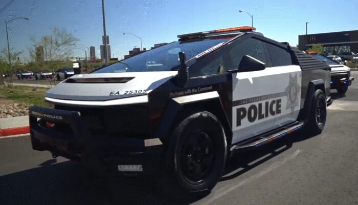 Intip 10 unit Cybertruck yang jadi mobil baru polisi di Las Vegas